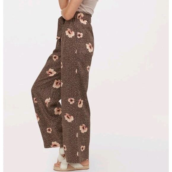 H&M Pants - H&M Paperbag Wide Trousers Pants Floral High Rise Belted Brown Autumn Fall Sz 4